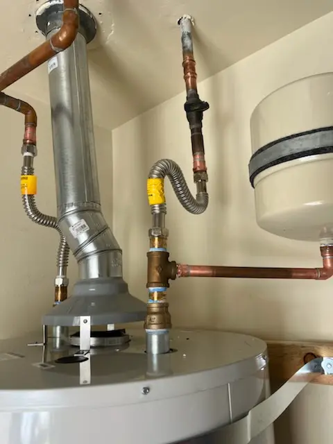 Water heater installation and plumbing repair in Garland